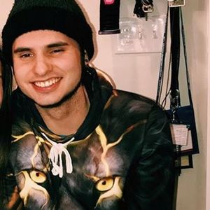 Meet your Posher, Hunter